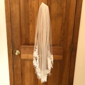 Floral Embroidered Fingertip Veil with Crystals